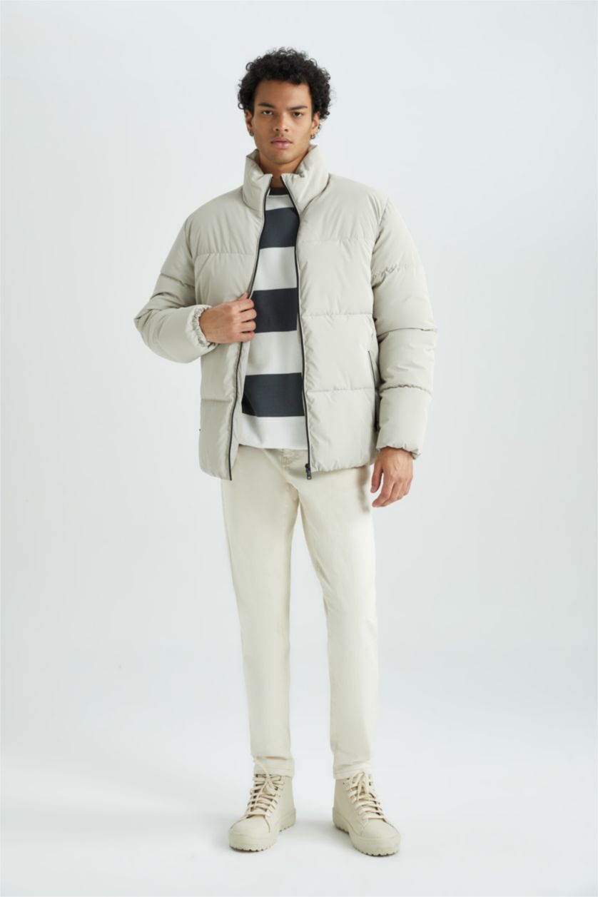 MAN White Slim Fit Lined Puffer Jacket