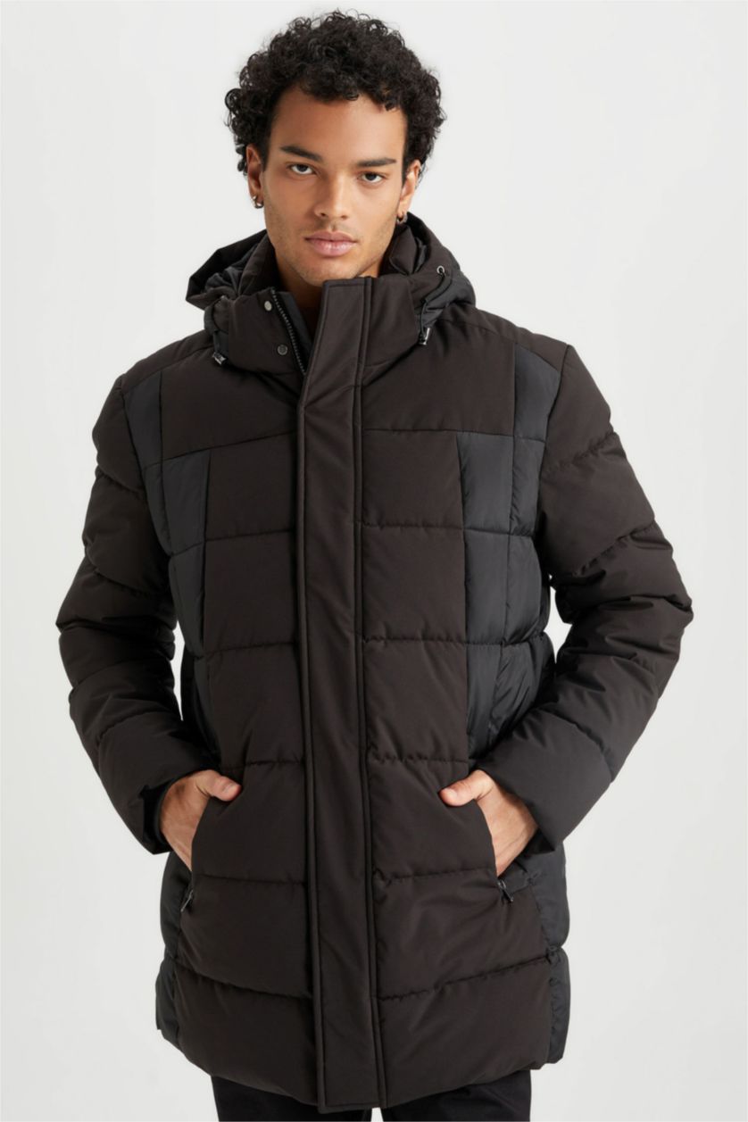 Erkek Siyah Su İtici Slim Fit Dar Kesim Kapüşonlu Suni Kürk Astarlı Fermuarlı Cepli Şişme Mont Parka