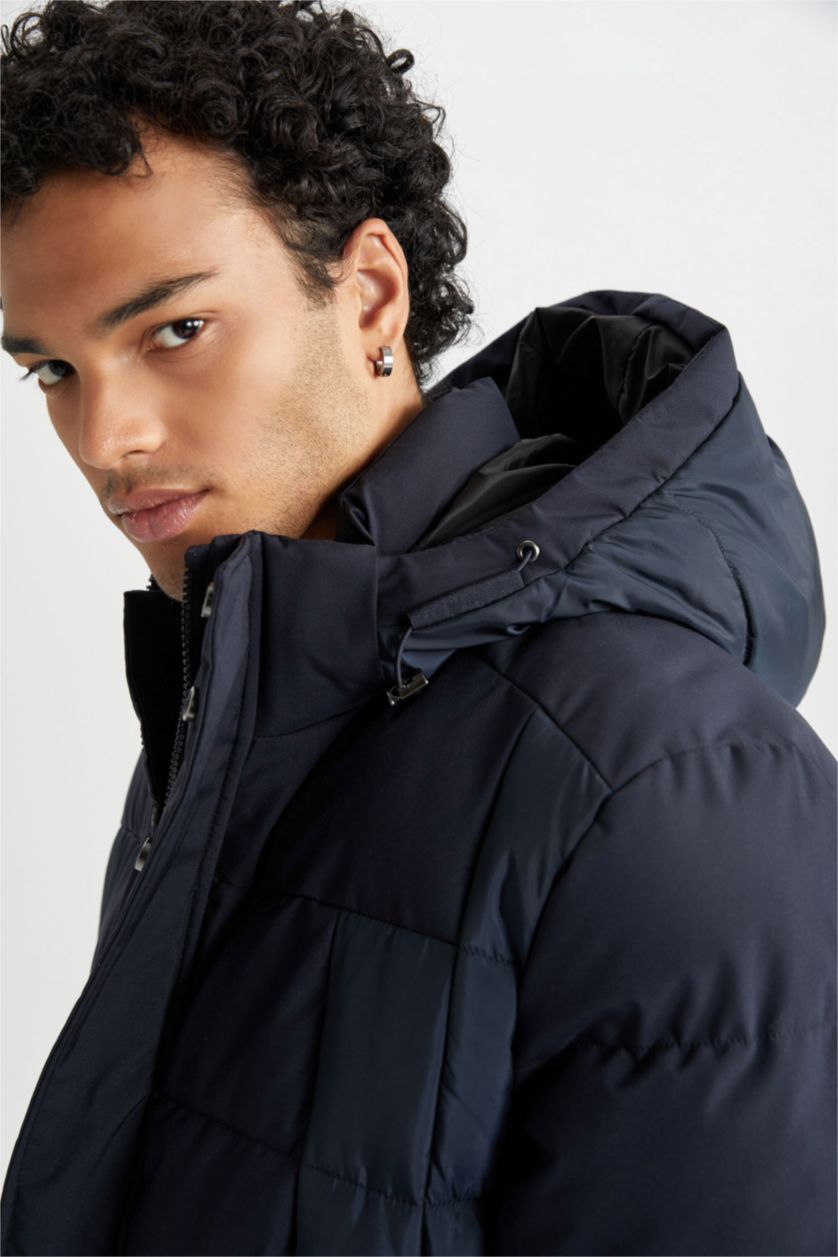 MAN NAVY Slim Fit Hooded Faux Fur Lined Puffer Jacket