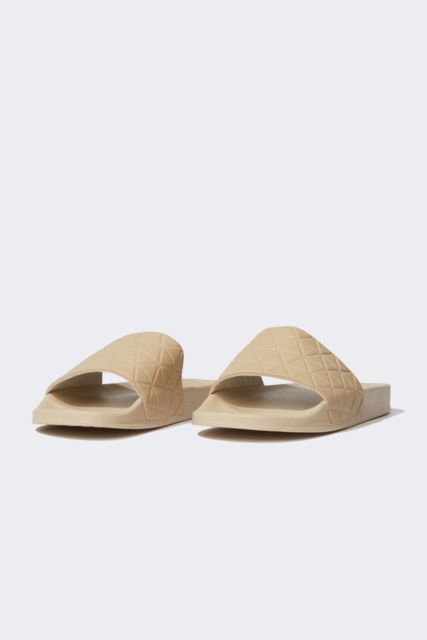 نساء بيج شبشب نسائي منقوش