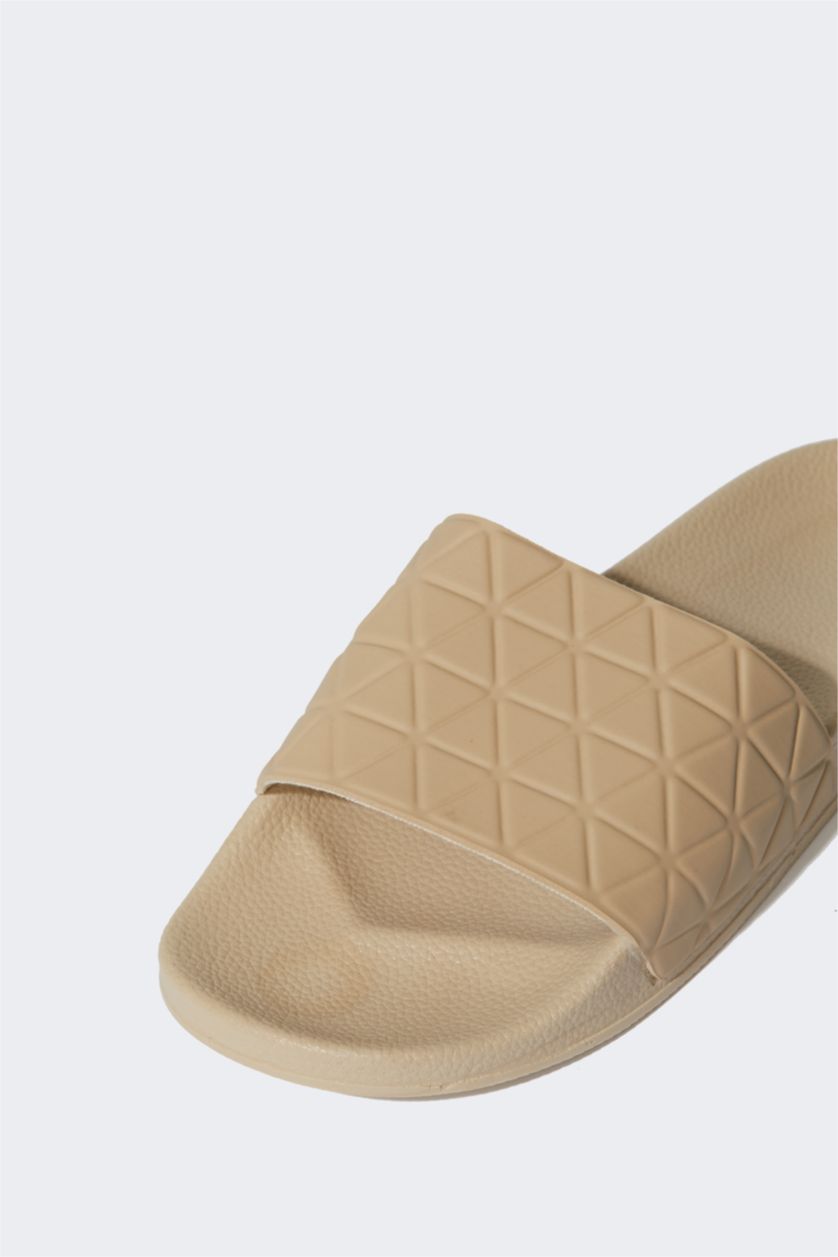 نساء بيج شبشب نسائي منقوش