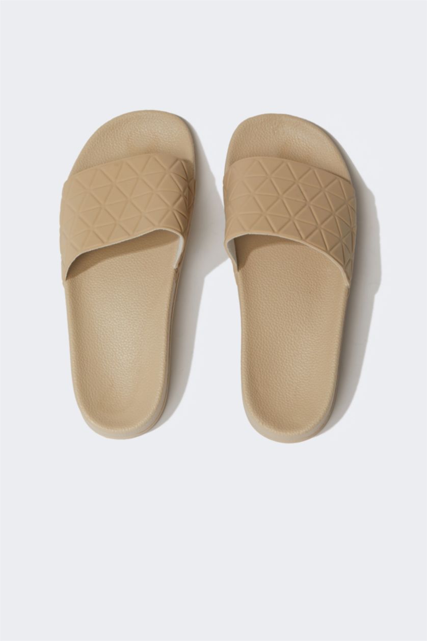 نساء بيج شبشب نسائي منقوش