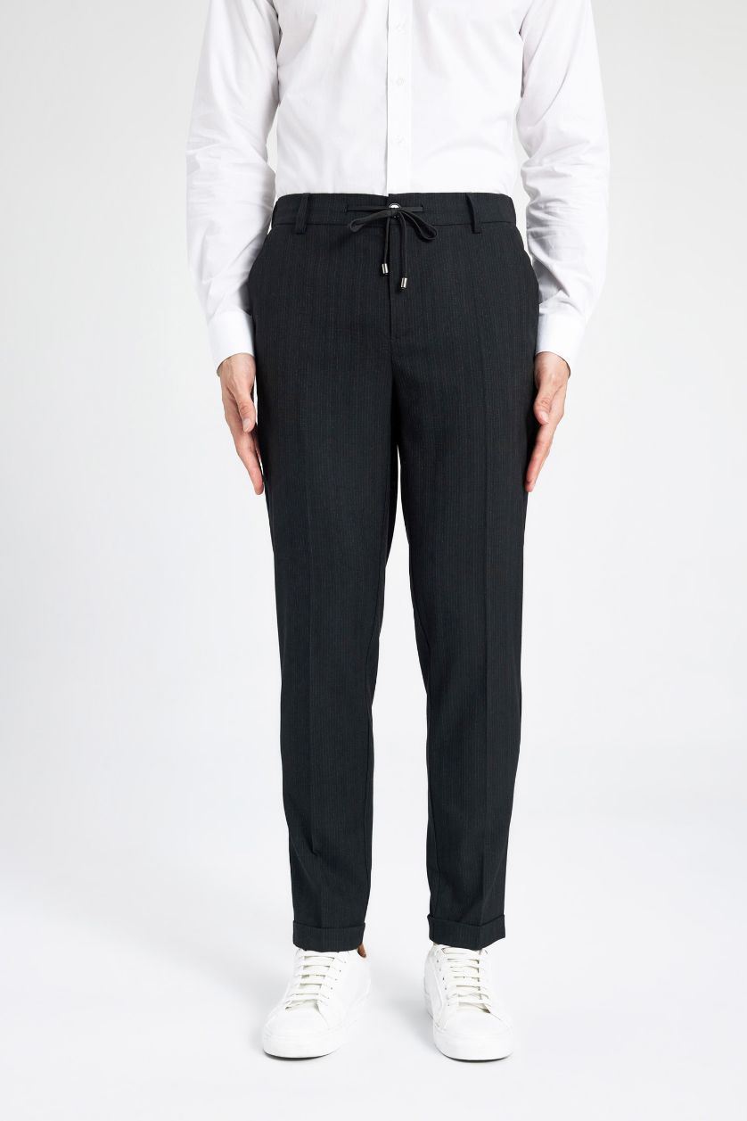 Man Black Jogger Pants