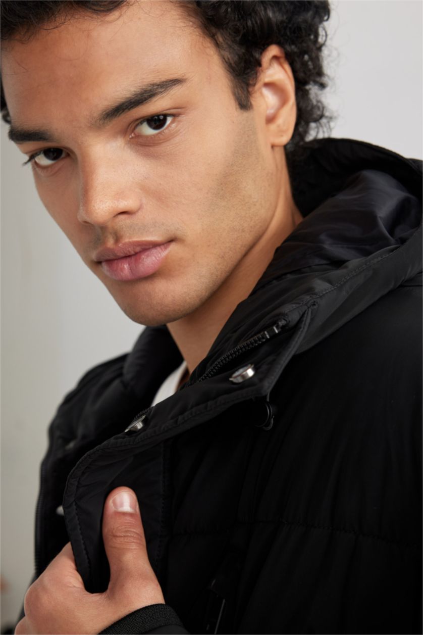 MAN Black Regular Fit Hooded Faux Fur Lined Long Puffer Jacket