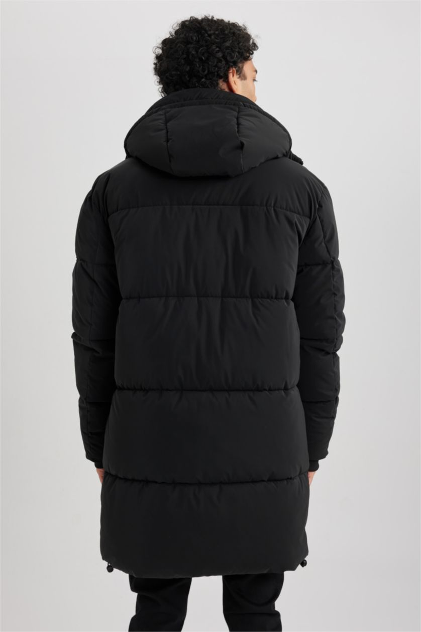 MAN Black Regular Fit Hooded Faux Fur Lined Long Puffer Jacket