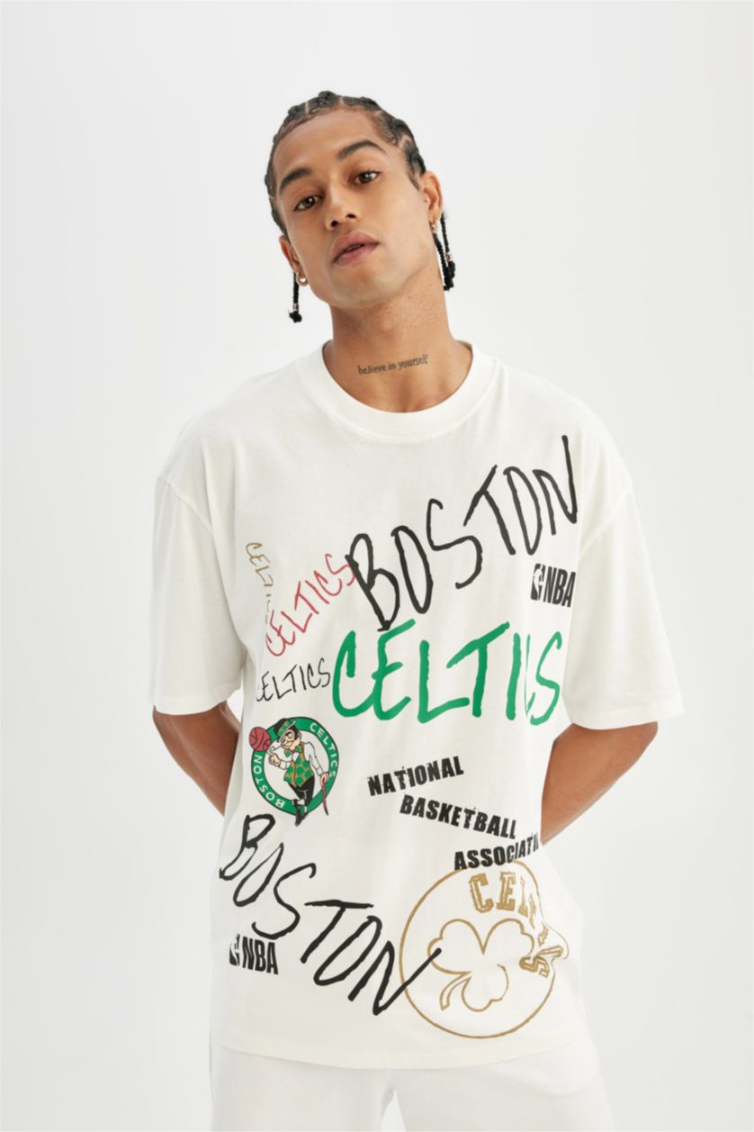 HOMME Écru T shirt Coupe Oversize NBA Col rond Celtics de Boston