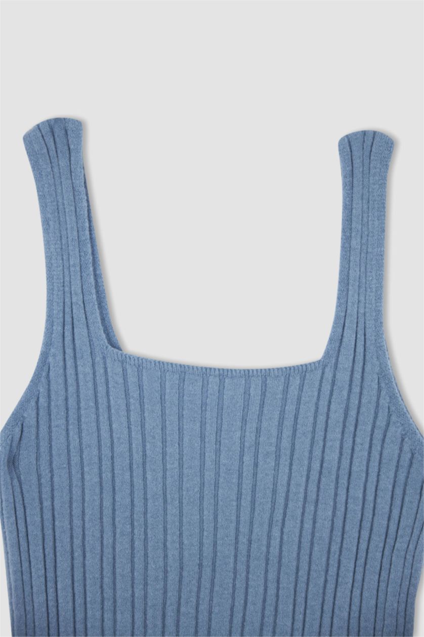 نساء أزرق فانيلة سليم فيت بياخة مربعة بدون ردن