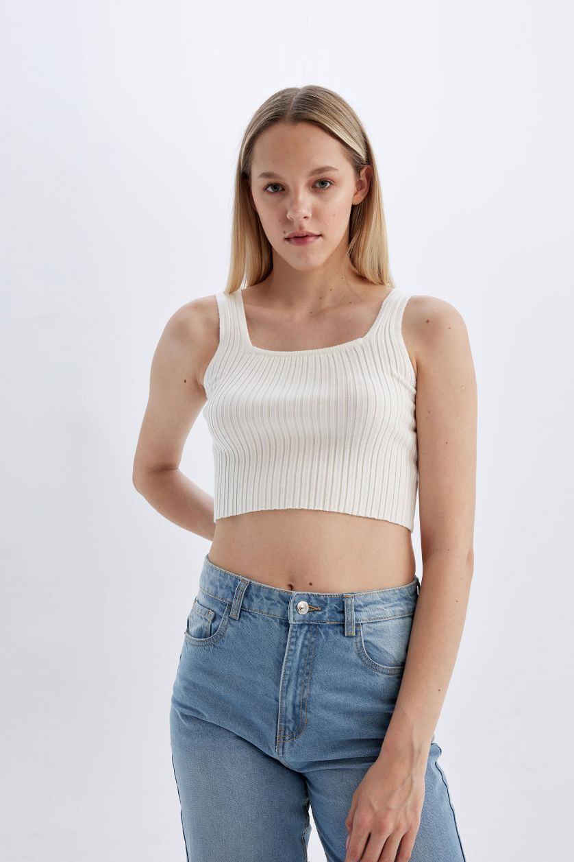 WOMAN Ecru Slim Fit Square Neck Knitted Crop Top