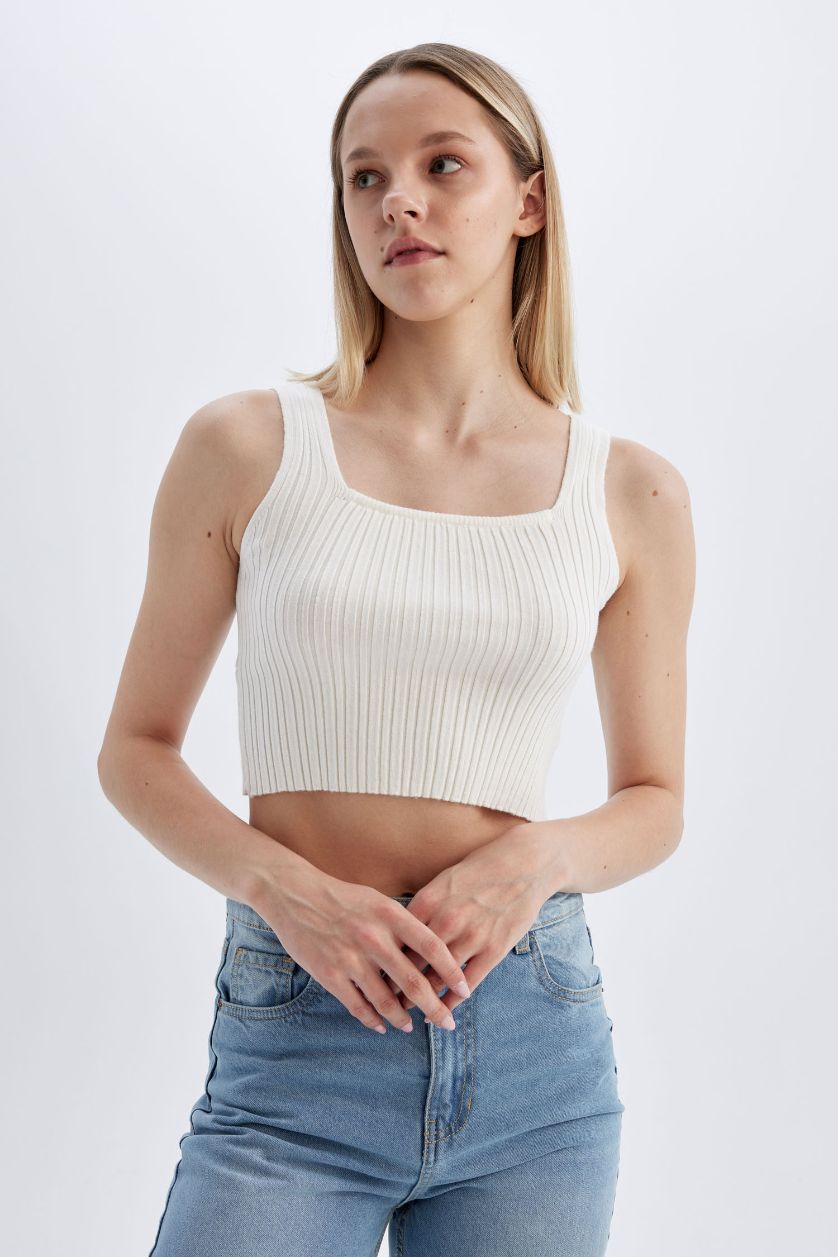 WOMAN Ecru Slim Fit Square Neck Knitted Crop Top