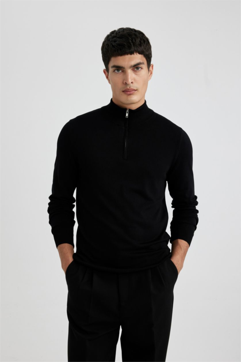 Erkek Siyah Slim Fit Yarım Balıkçı Fermuarlı Yaka Triko Kazak