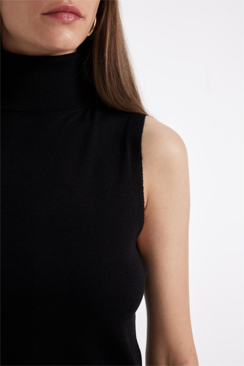 Kadın Siyah Siyah Regular Fit Balıkçı Yaka Kolsuz Basic Düz Triko Kazak