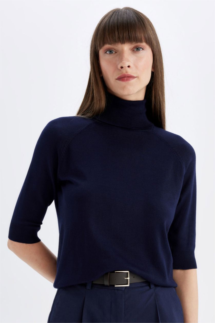 حريمي كحلي بلوفر تريكو بيزك سادة قصة عادية هاي كول