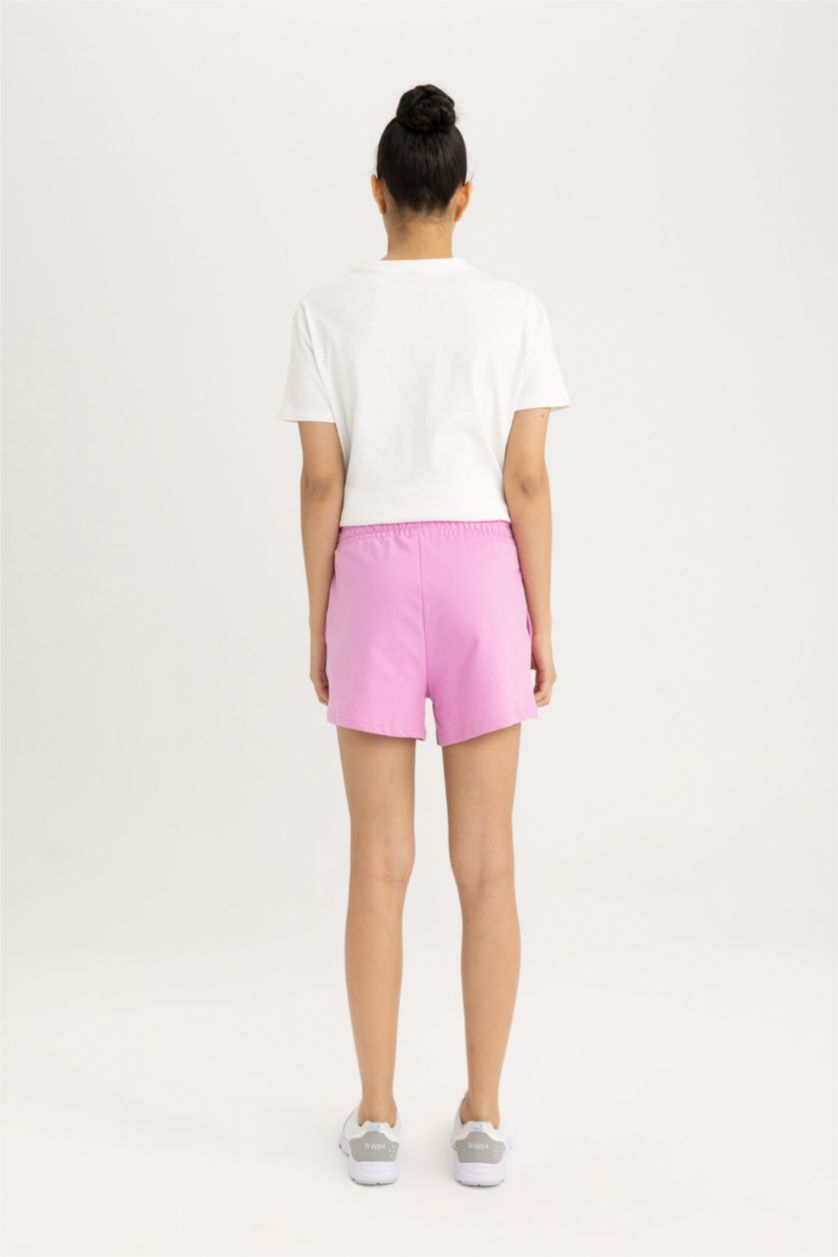 Kadın Pembe DeFactoFit Slim Fit Dar Kesim Kısa Paça Sporcu Şort