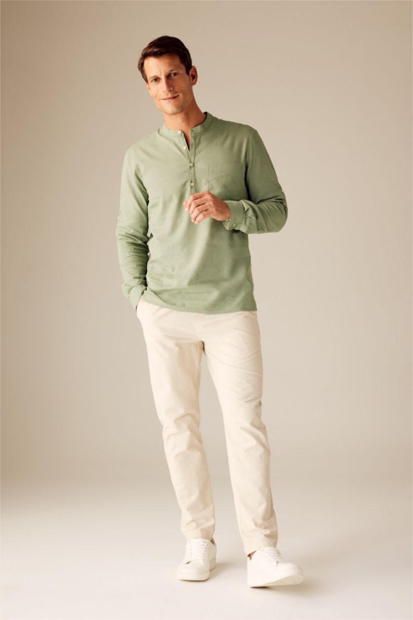 HOMME Kaki Clair Chemises à manches longues Coupe slim raccourcie Col montant