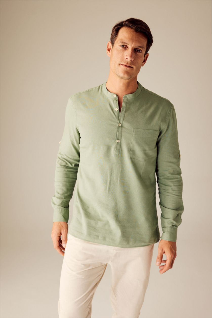 HOMME Kaki Clair Chemises à manches longues Coupe slim raccourcie Col montant