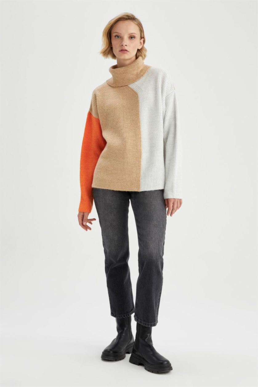 WOMAN Beige Geometric Color Block Turtleneck Oversize Fit Extra Soft Knitwear Tunic