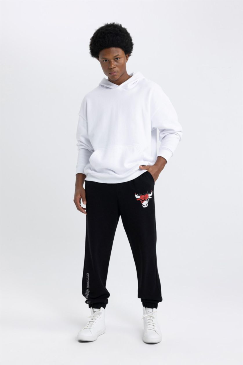 MAN Black DeFactoFit NBA Chicago Bulls Oversize Fit Jogger Sweatpants