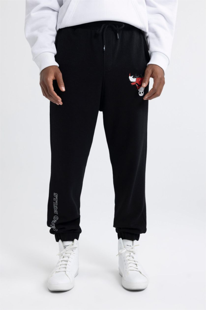 MAN Black DeFactoFit NBA Chicago Bulls Oversize Fit Jogger Sweatpants