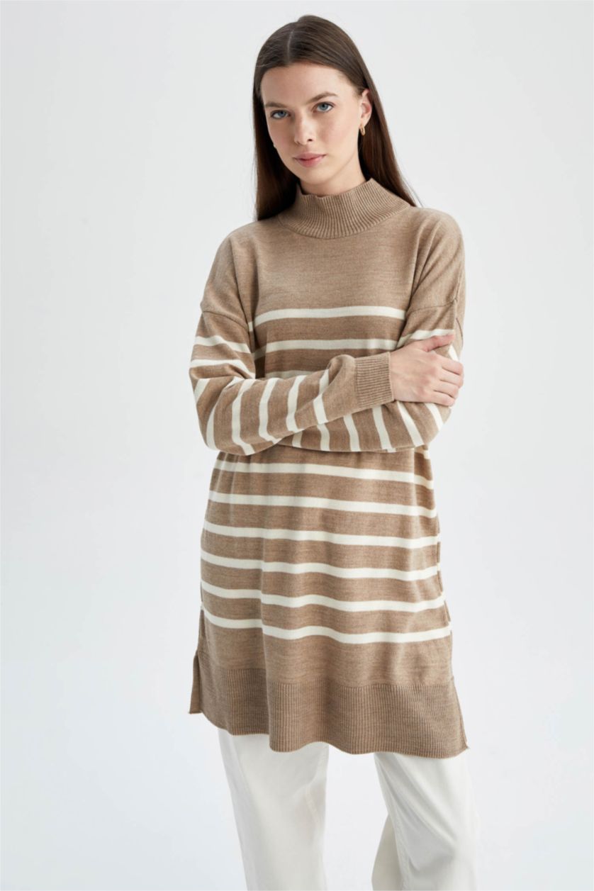 FEMME Beige Tunique Coupe Régulière Col montant