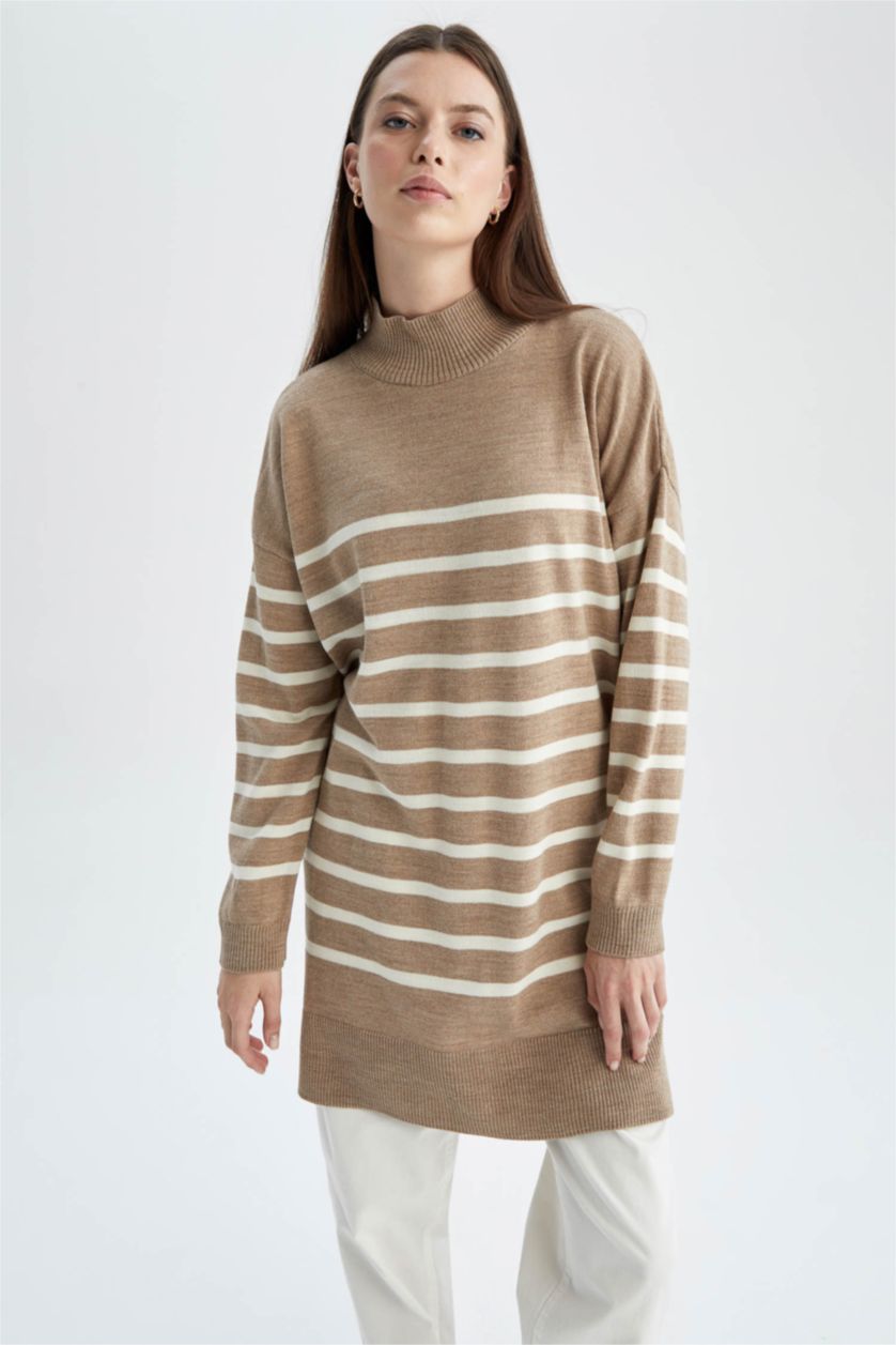 FEMME Beige Tunique Coupe Régulière Col montant