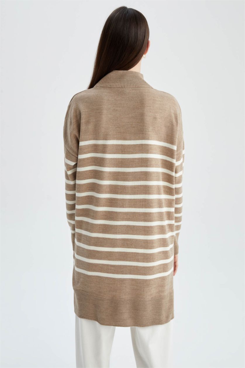 FEMME Beige Tunique Coupe Régulière Col montant