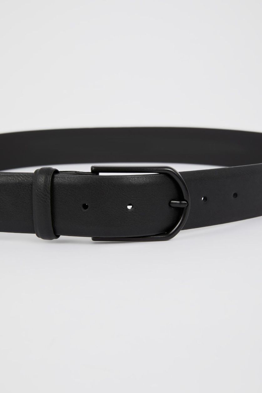 MAN Black Men's Rectangle Buckle Faux Leather Belt