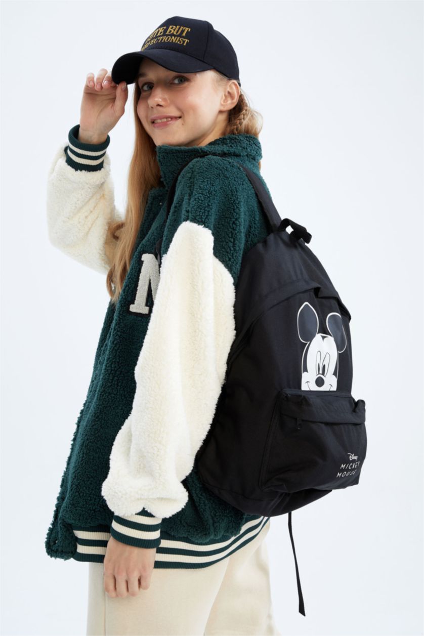 Kadın Siyah Sırt Çantası