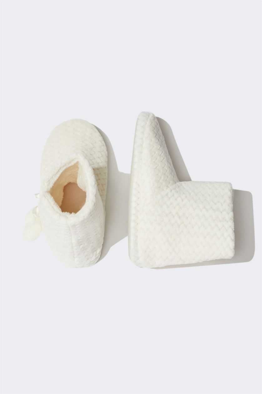 نساء بيج فاتح شبشب منزلي نسائي بكعب مسطح بدون أربطة شتوي Fall In Love من