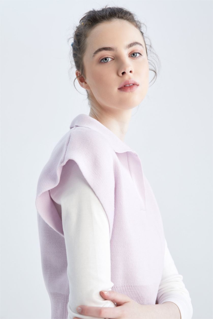 WOMAN Light Lilac Regular Fit Polo Collar Vest