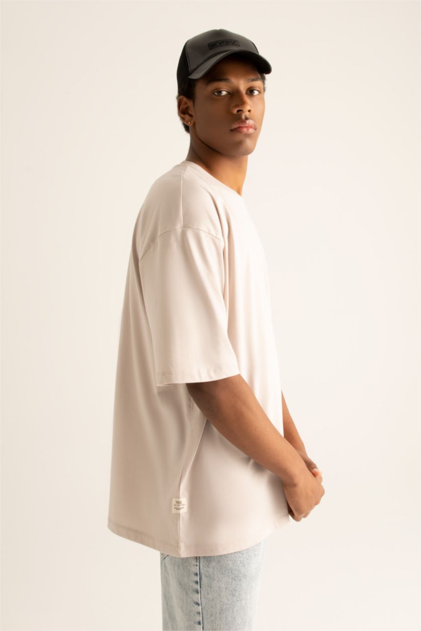 Man Stone Oversize Fit Short Sleeve T-Shirt