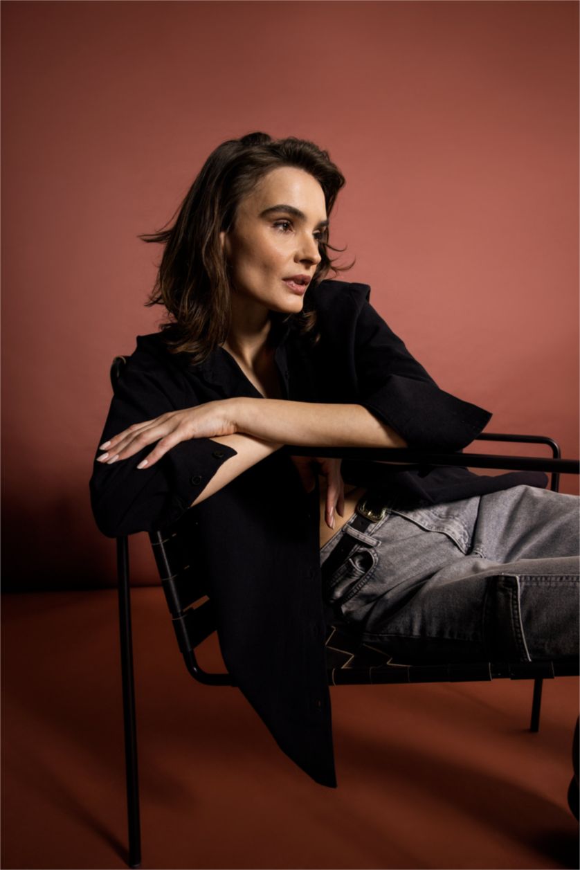 نساء أسود قميص بأكمام طويلة كتان اوفر سايز  بياقة قميص