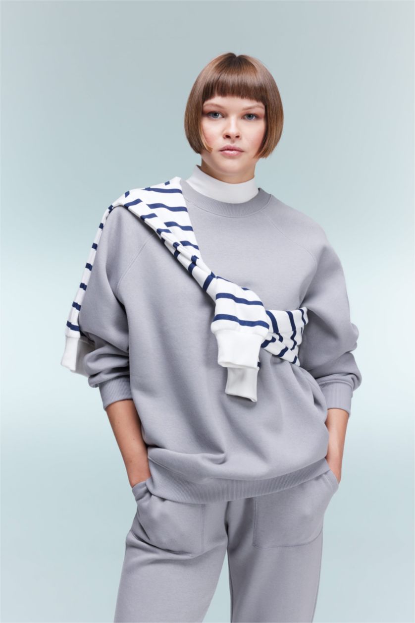 Жіночий Світло сірий Світшот оверсайз з круглим вирізом Базовий з товстої тканини для жінок