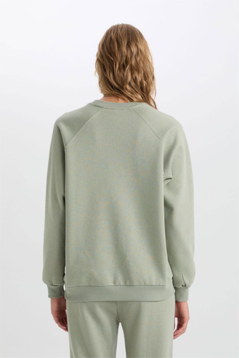 نساء كاكي فاتح سويت شيرت واسع برقبة مستديرة