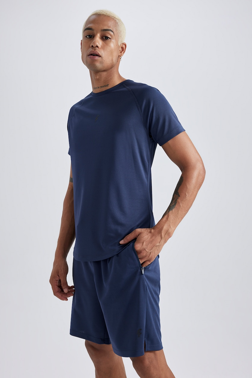 Men NAVY Slim Fit Short Sleeve T-Shirt