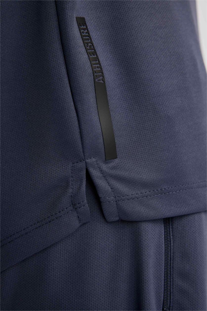 رجال نيلي تيشيرت رياضي سليم فيت بياخة مستديرة