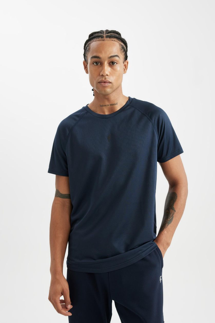 Erkek Lacivert Slim Fit Dar Kesim Bisiklet Yaka Baskılı Sporcu Kısa Kollu Tişört