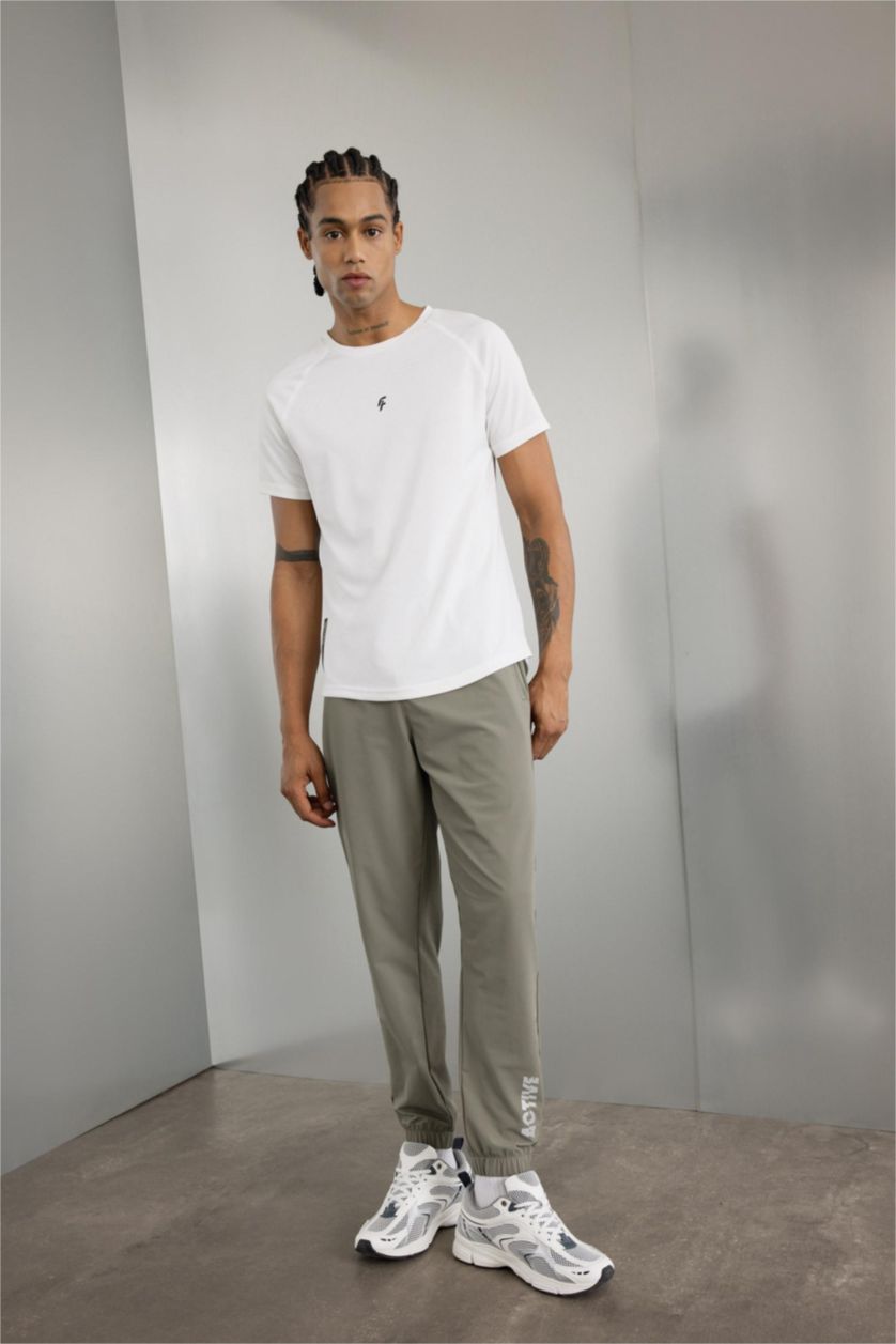 Erkek Beyaz Slim Fit Dar Kesim Bisiklet Yaka Baskılı Sporcu Kısa Kollu Tişört