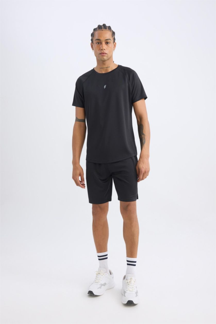 رجال أسود تيشيرت رياضي نص كم سليم فيت من DeFactoFit