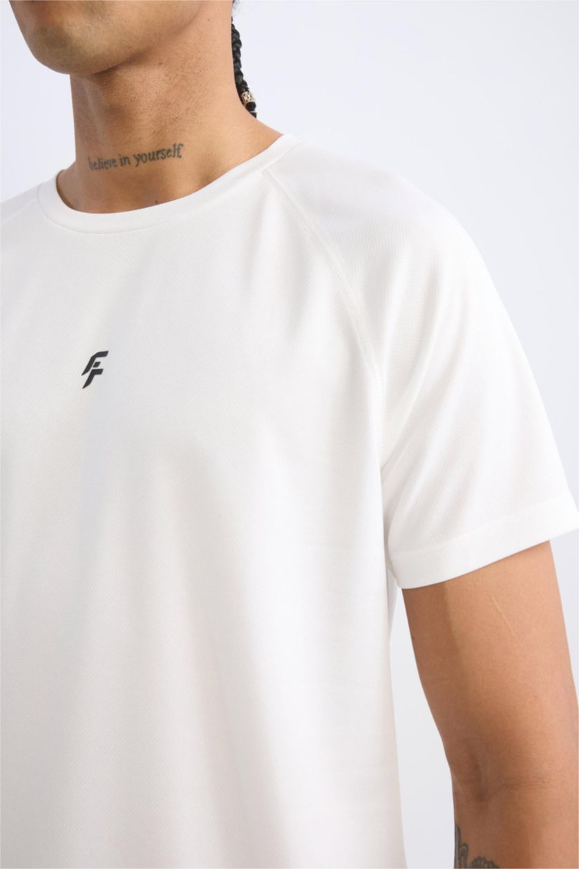 رجال أبيض تي شيرت رياضي نص ردن سليم فيت من DeFactoFit