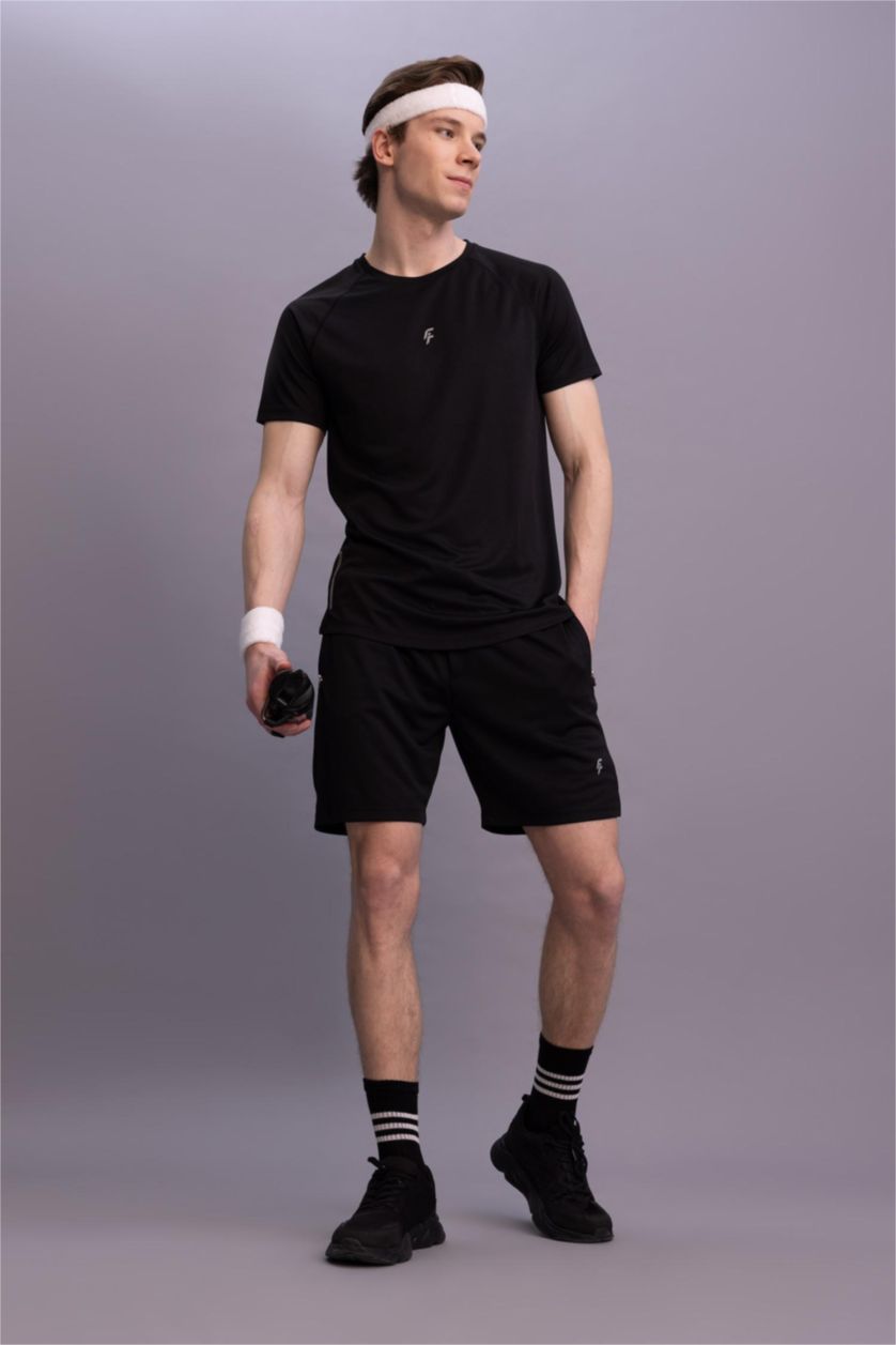 HOMME Noir Short Coupe slim raccourcie