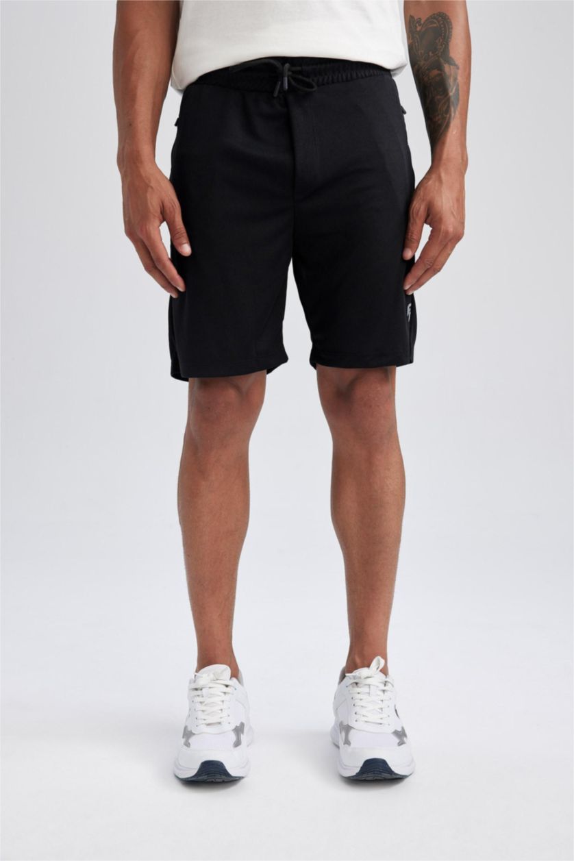 HOMME Noir Short Coupe slim raccourcie