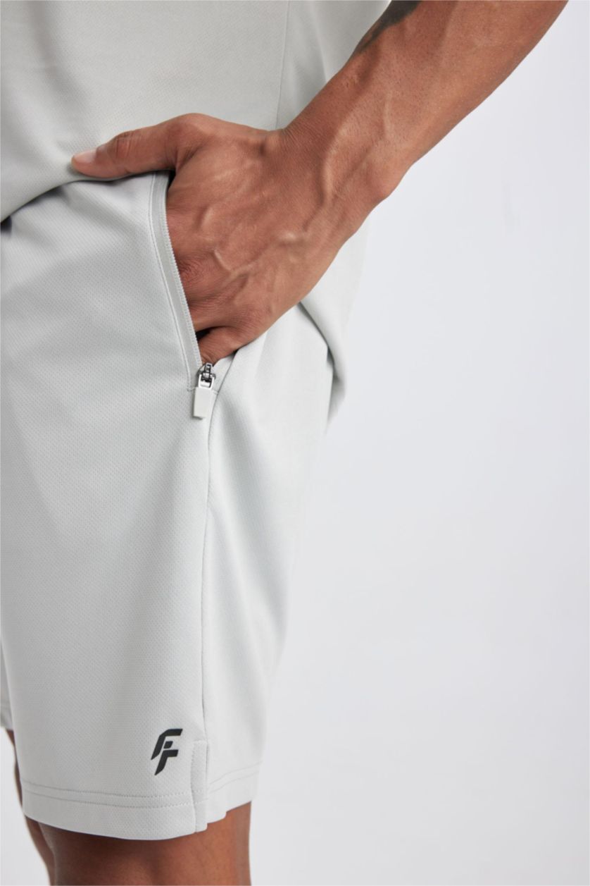 Erkek Açık Gri DeFactoFit Slim Fit Dar Kesim Sporcu Standart Paça Şort