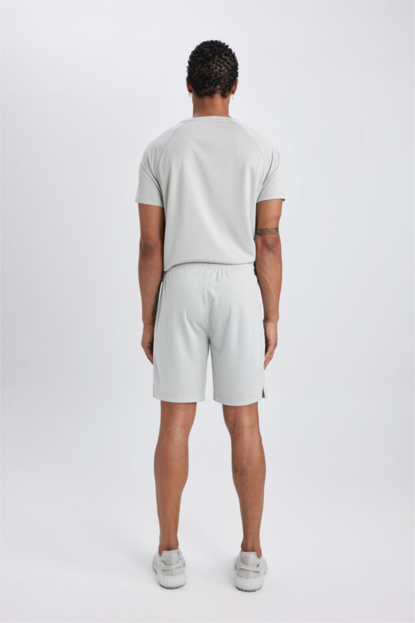 Erkek Açık Gri DeFactoFit Slim Fit Dar Kesim Sporcu Standart Paça Şort