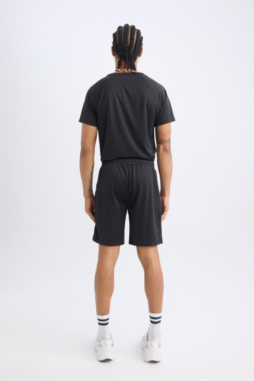 Erkek Siyah Slim Fit Dar Kesim Sporcu Standart Paça Şort