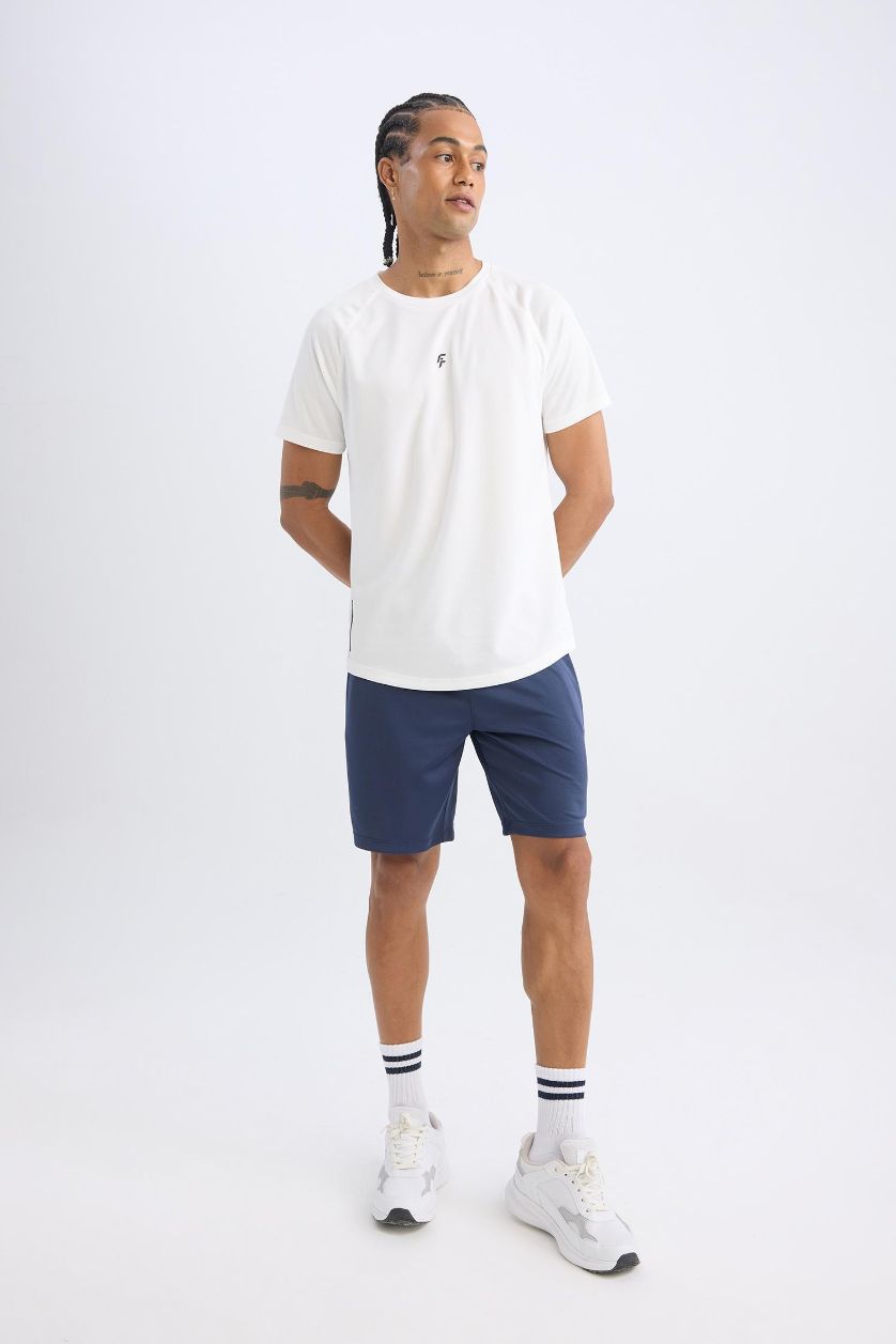 Erkek Lacivert Hızlı Kuruyan Slim Fit Dar Kesim Sporcu Standart Paça Şort