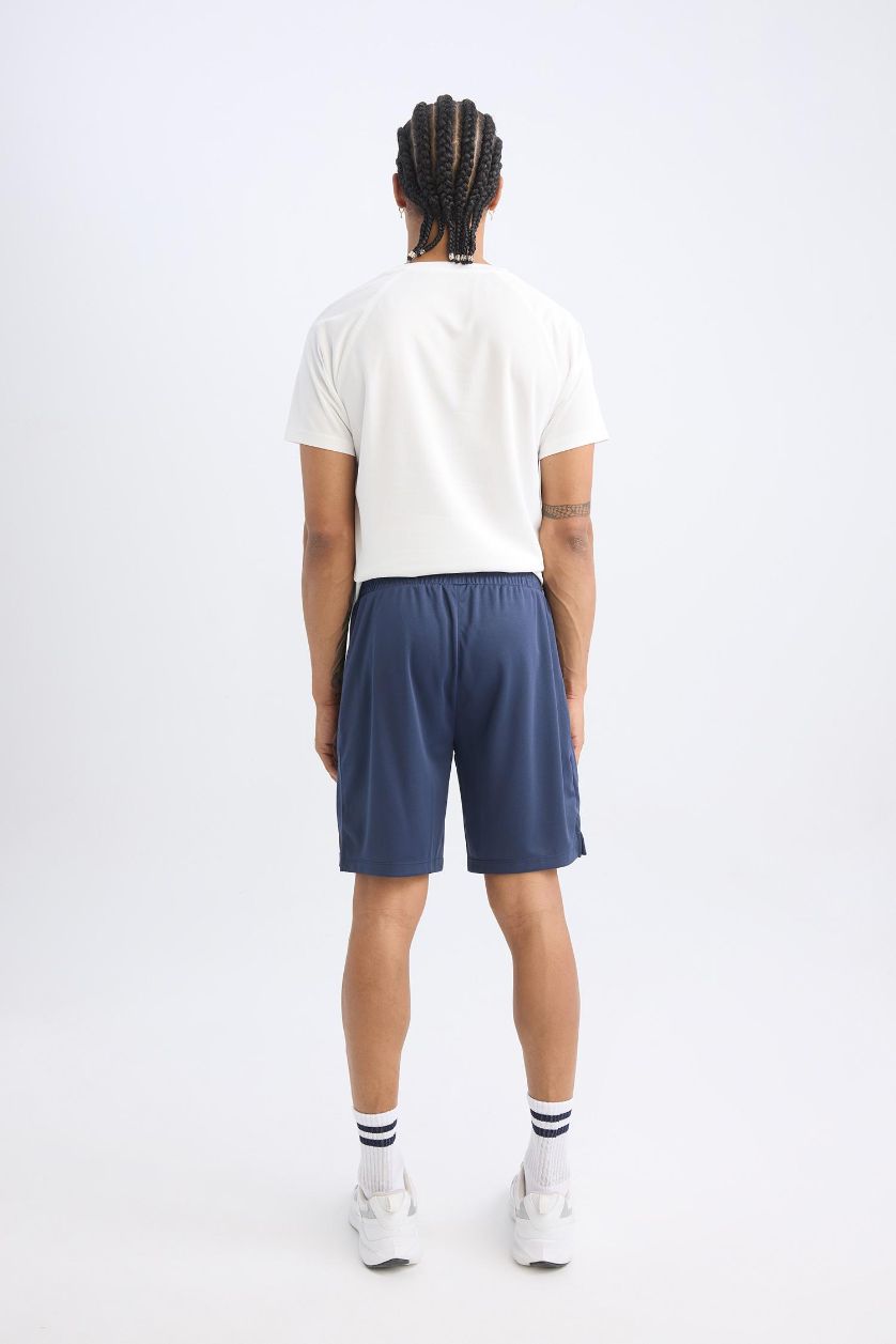 Erkek Lacivert Hızlı Kuruyan Slim Fit Dar Kesim Sporcu Standart Paça Şort