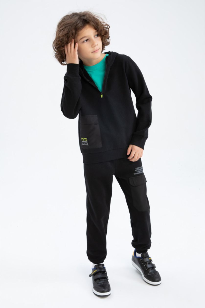 BOYS & TEENS Black Boy Regular Fit Hooded Pocket Printed Sweatshirt