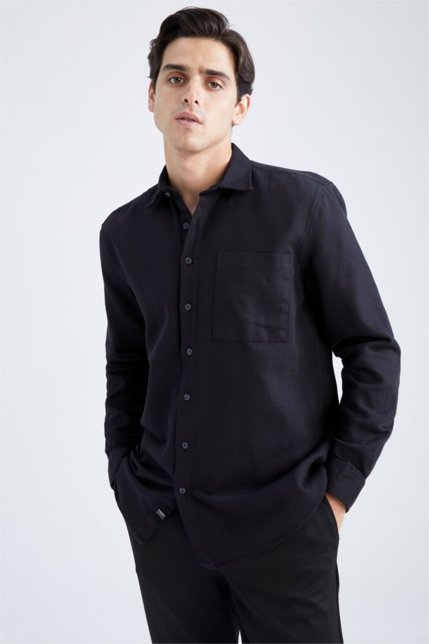Man Black Regular Fit Polo Collar Long Sleeve Shirt