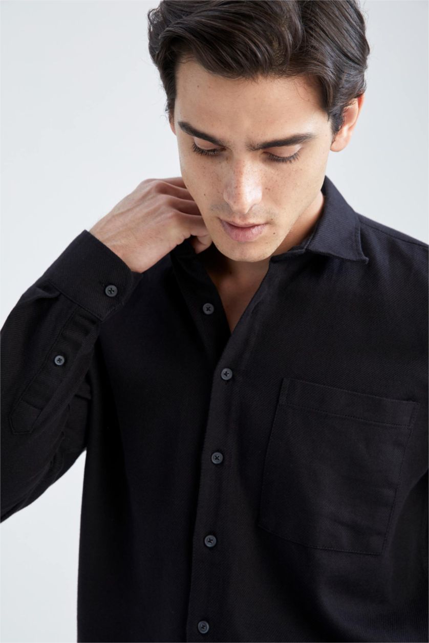 Man Black Regular Fit Polo Collar Long Sleeve Shirt