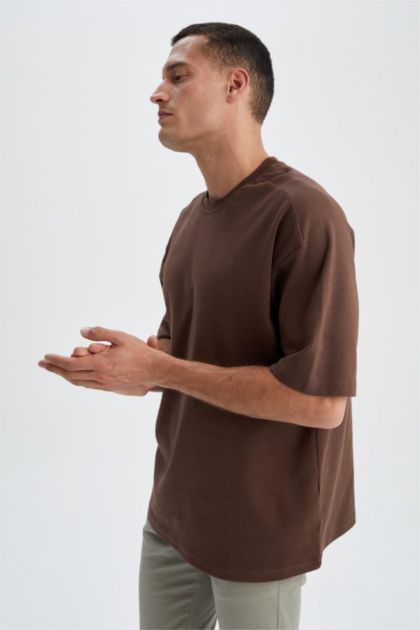 رجال بني تي شيرت بيزك اوفر سايز برقبة دائرية